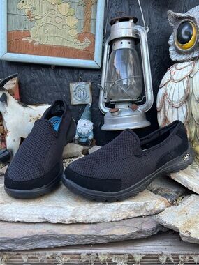 Danskin Black Slip-On Casual Loafers